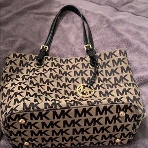 Michael Kors bag